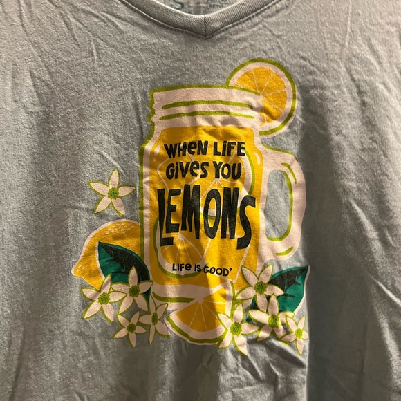 Life is Good lemonade v-neck - Picture 2 of 3